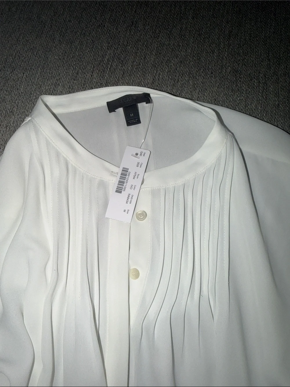 NWT J.Crew Women’s Pintuck Tie-Sleeve Ivory Blouse Medium